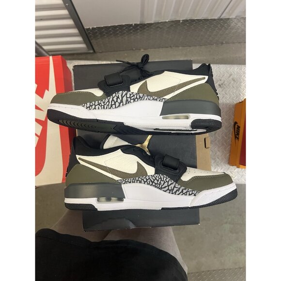 Jordan Legacy 312 Low Sail Black Medium Olive CD7069120 Size US 10.5 New GoodBox - Picture 2 of 9